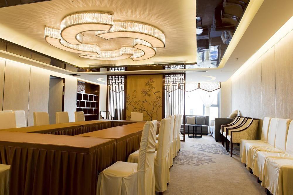 Yang Peng Jin Jiang Hotel Янчжоу Экстерьер фото